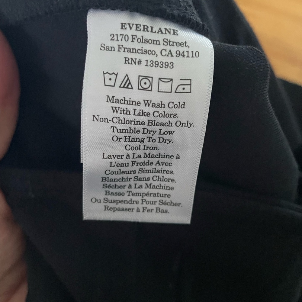 Everlane Women’s Elastic Waist “Dream Pant” Classic Black Size Large - Picture 6 of 6